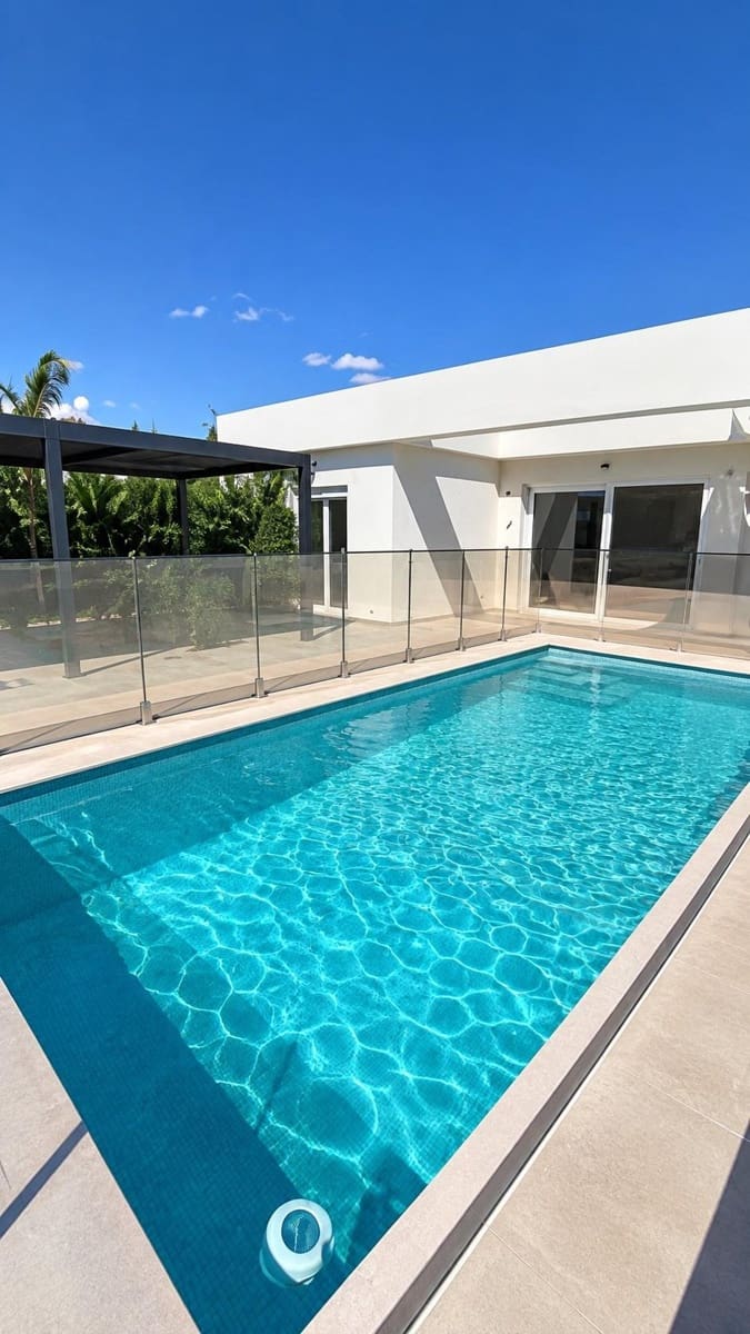 3 bedroom Villa for sale in Muchamiel / Mutxamel with pool - € 465,000 (Ref: 10109763)
