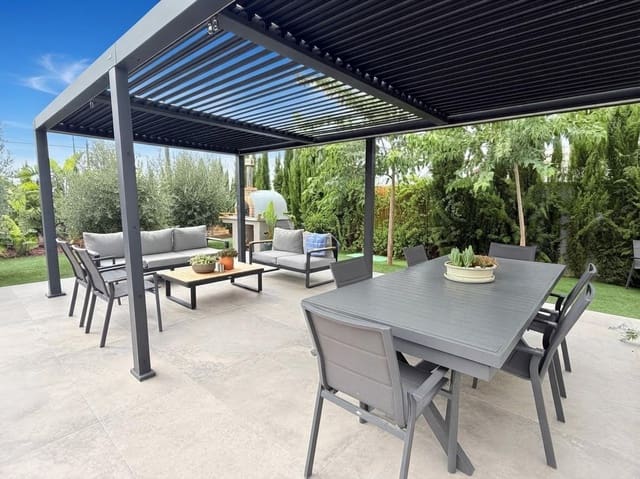 4 soverom Villa til salgs i Muchamiel / Mutxamel med svømmebasseng - € 465 000 (Ref: 10109763)