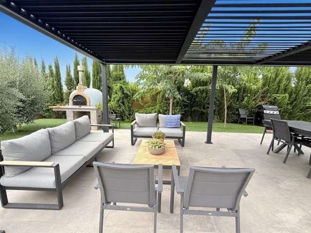 4 soverom Villa til salgs i Muchamiel / Mutxamel med svømmebasseng - € 465 000 (Ref: 10109763)