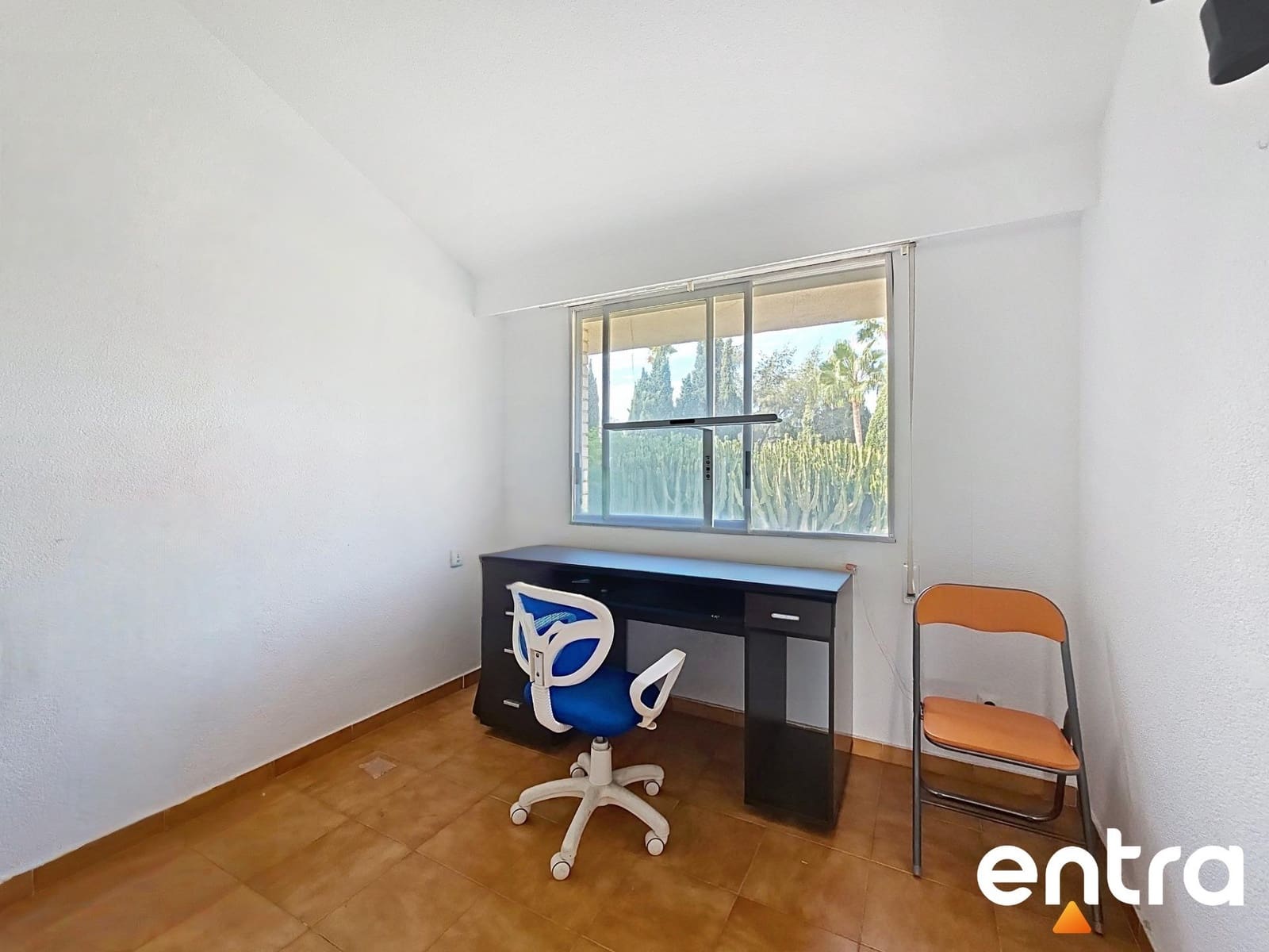 4 chambre Bungalow à vendre à Playa de San Juan avec piscine garage - 465 000 € (Ref: 10132066)