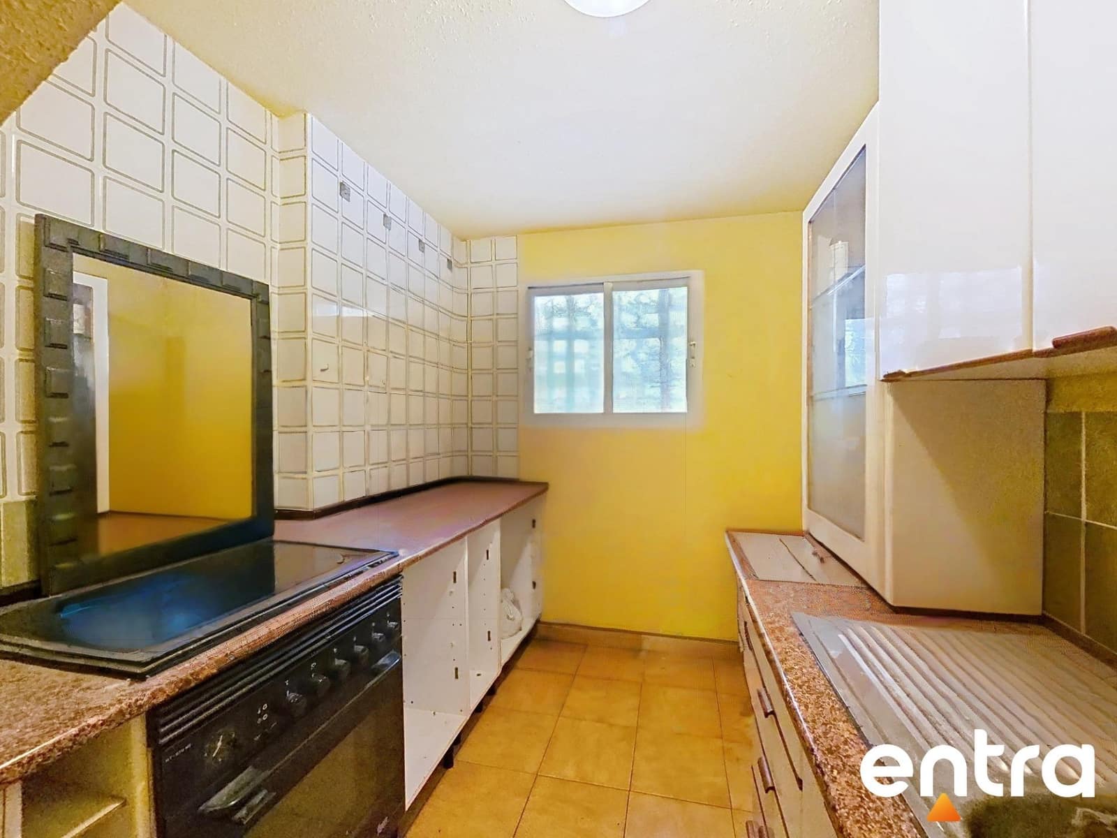 4 chambre Bungalow à vendre à Playa de San Juan avec piscine garage - 465 000 € (Ref: 10132066)