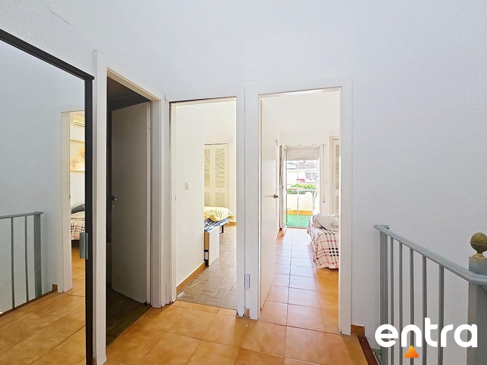 4 chambre Bungalow à vendre à Playa de San Juan avec piscine garage - 465 000 € (Ref: 10132066)