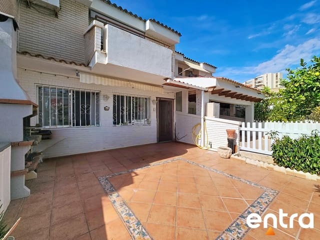 4 chambre Bungalow à vendre à Playa de San Juan, Alicante ville avec piscine garage - 465 000 € (Ref: 10132066)