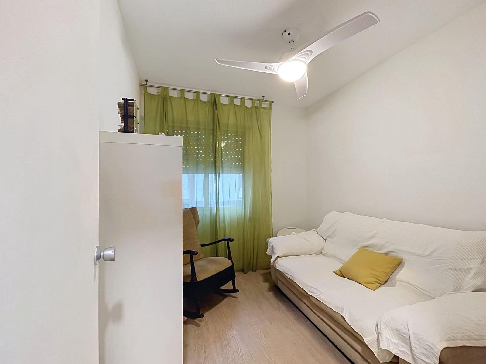 3 bedroom Flat for sale in Alicante / Alacant city with garage - € 205,000 (Ref: 10165091)
