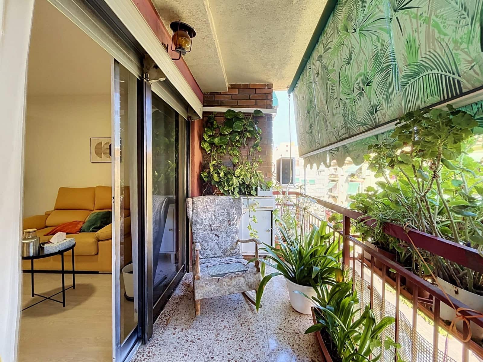 3 bedroom Flat for sale in Alicante / Alacant city with garage - € 205,000 (Ref: 10165091)