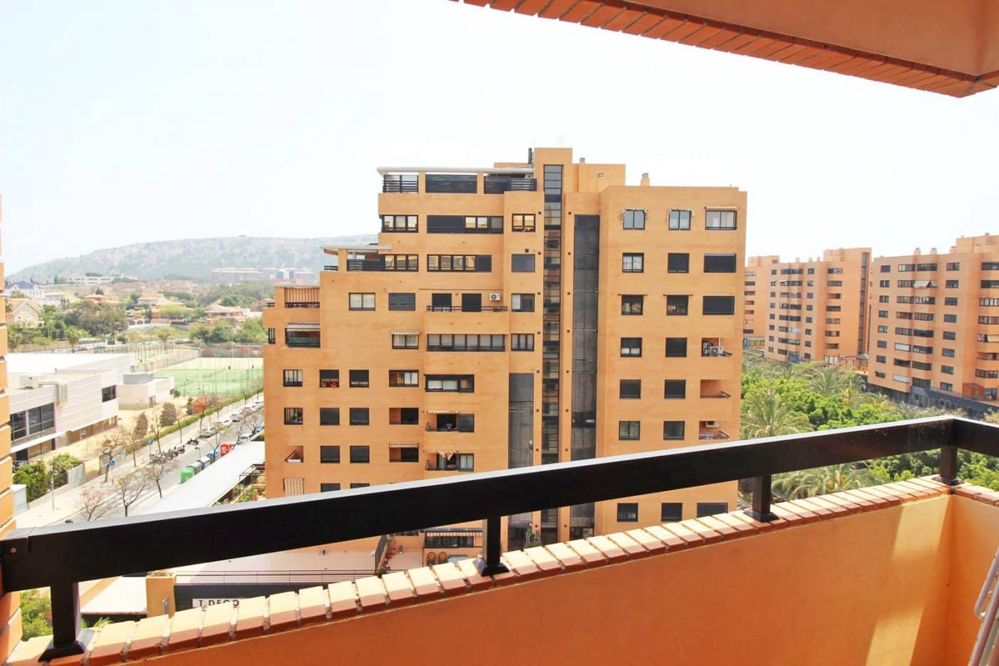 3 bedroom Flat for rent in Alicante / Alacant city with pool - € 1,600 (Ref: 7350922)