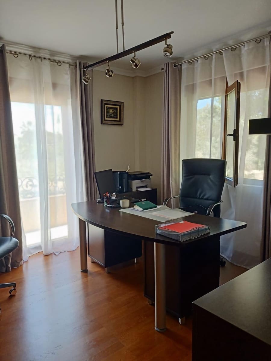 5 bedroom Villa for sale in Ciudad Quesada with pool - € 690,000 (Ref: 8500090)