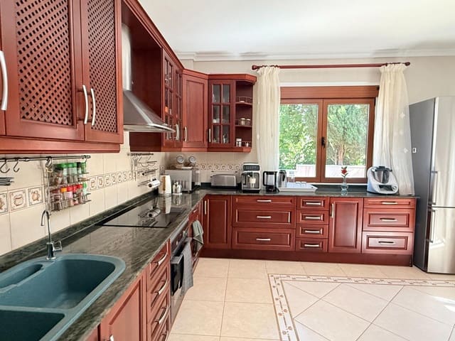 5 Zimmer Villa zu verkaufen in Ciudad Quesada, Rojales mit Pool - 630.000 € (Ref: 8500090)