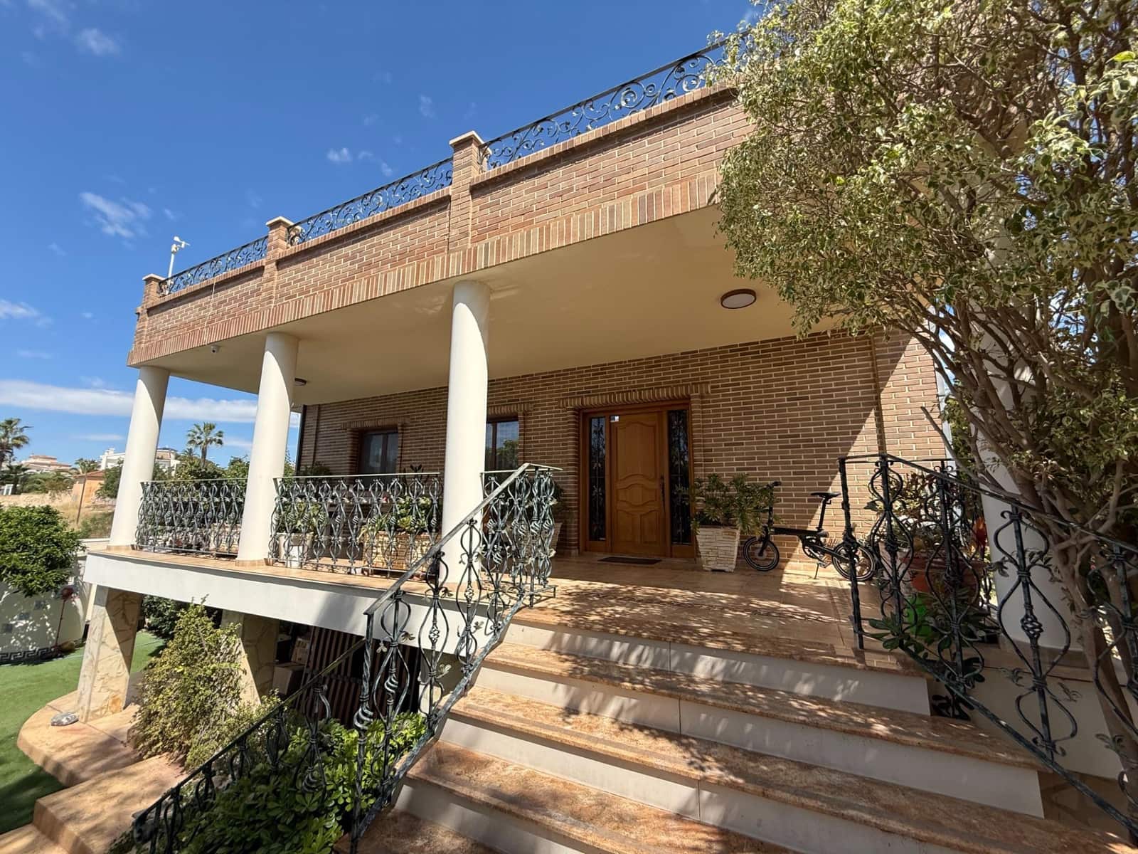 5 sovrum Villa till salu i Ciudad Quesada med pool - 630 000 € (Ref: 8500090)