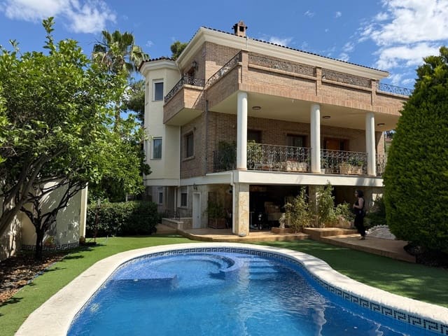 5 Zimmer Villa zu verkaufen in Ciudad Quesada, Rojales mit Pool - 630.000 € (Ref: 8500090)