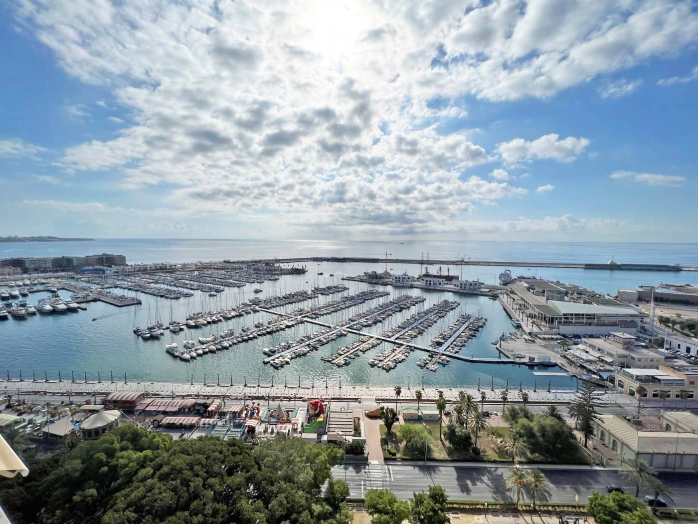 2 soverom Leilighet til salgs i Alicante by - € 1 349 000 (Ref: 8778524)