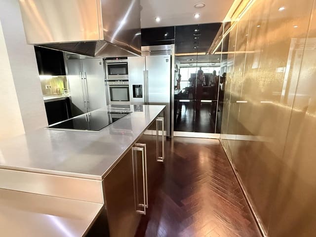 2 chambre Appartement à vendre à Alicante ville - 1 295 000 € (Ref: 8778524)