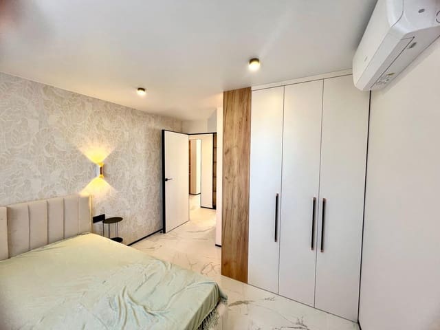 3 Zimmer Wohnung zu verkaufen in Albufereta, Alicante / Alacant Stadt mit Garage - 399.000 € (Ref: 8869732)