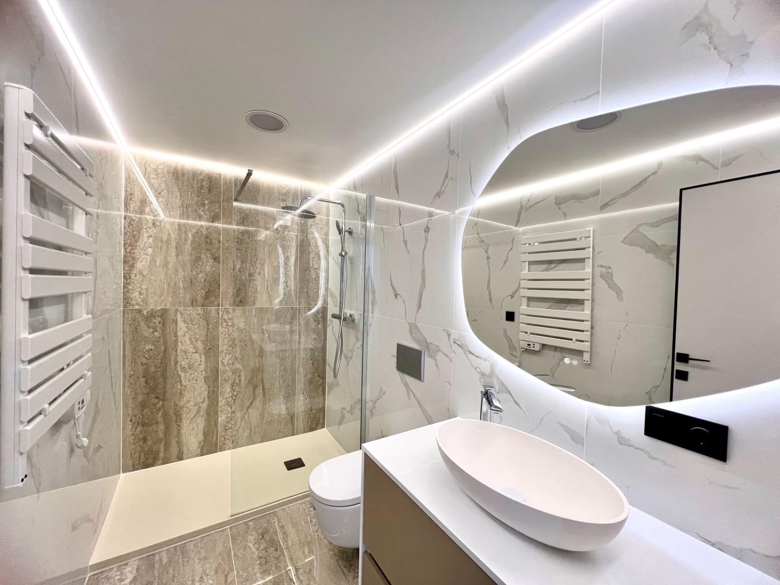 Piso de 3 habitaciones en Alicante / Alacant ciudad en venta con garaje - 399.000 € (Ref: 8869732)