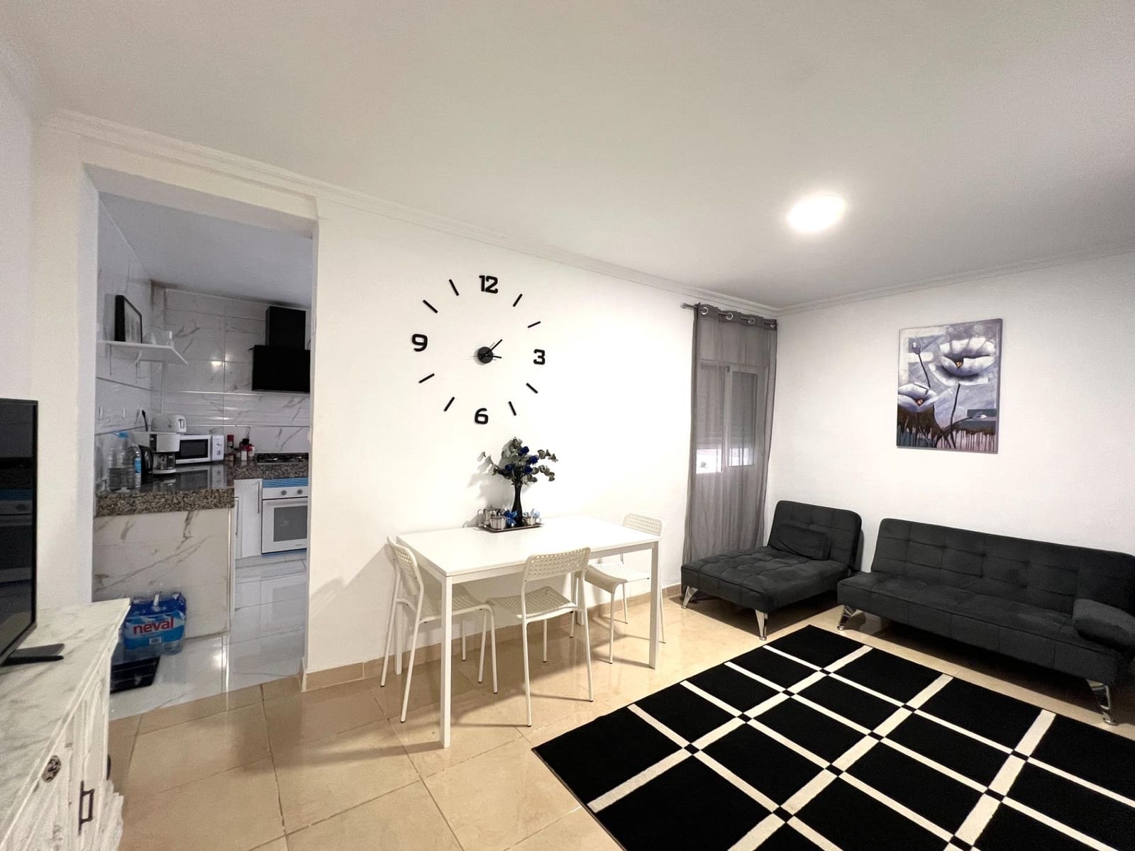 3 soveværelse Lejlighed til salg i Alicante by - € 150.000 (Ref: 8894843)