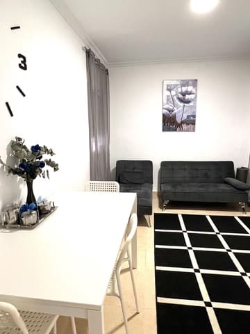 Piso de 3 habitaciones en Alicante / Alacant ciudad en venta - 150.000 € (Ref: 8894843)