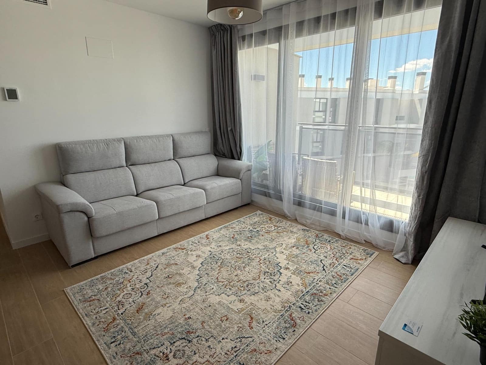 2 sovrum Lägenhet att hyra i San Juan de Alicante / Sant Joan d'Alacant med pool garage - 1 800 € (Ref: 8938653)