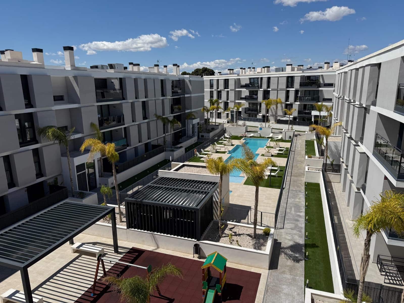 2 makuuhuone Asunto vuokrattavana paikassa San Juan de Alicante / Sant Joan d'Alacant mukana uima-altaan 
autotalli - 1 800 € (Ref: 8938653)