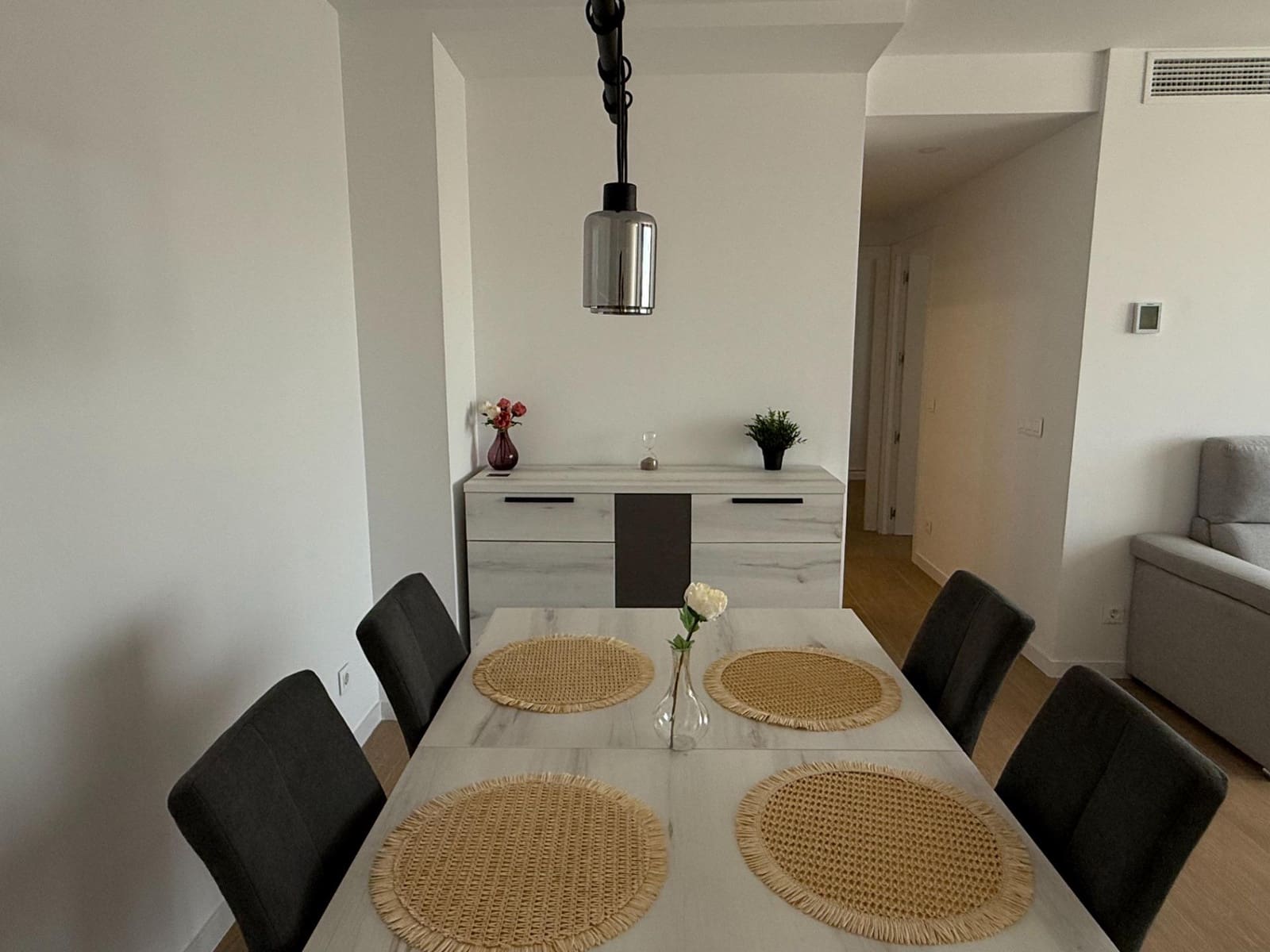 2 makuuhuone Asunto vuokrattavana paikassa San Juan de Alicante / Sant Joan d'Alacant mukana uima-altaan 
autotalli - 1 800 € (Ref: 8938653)
