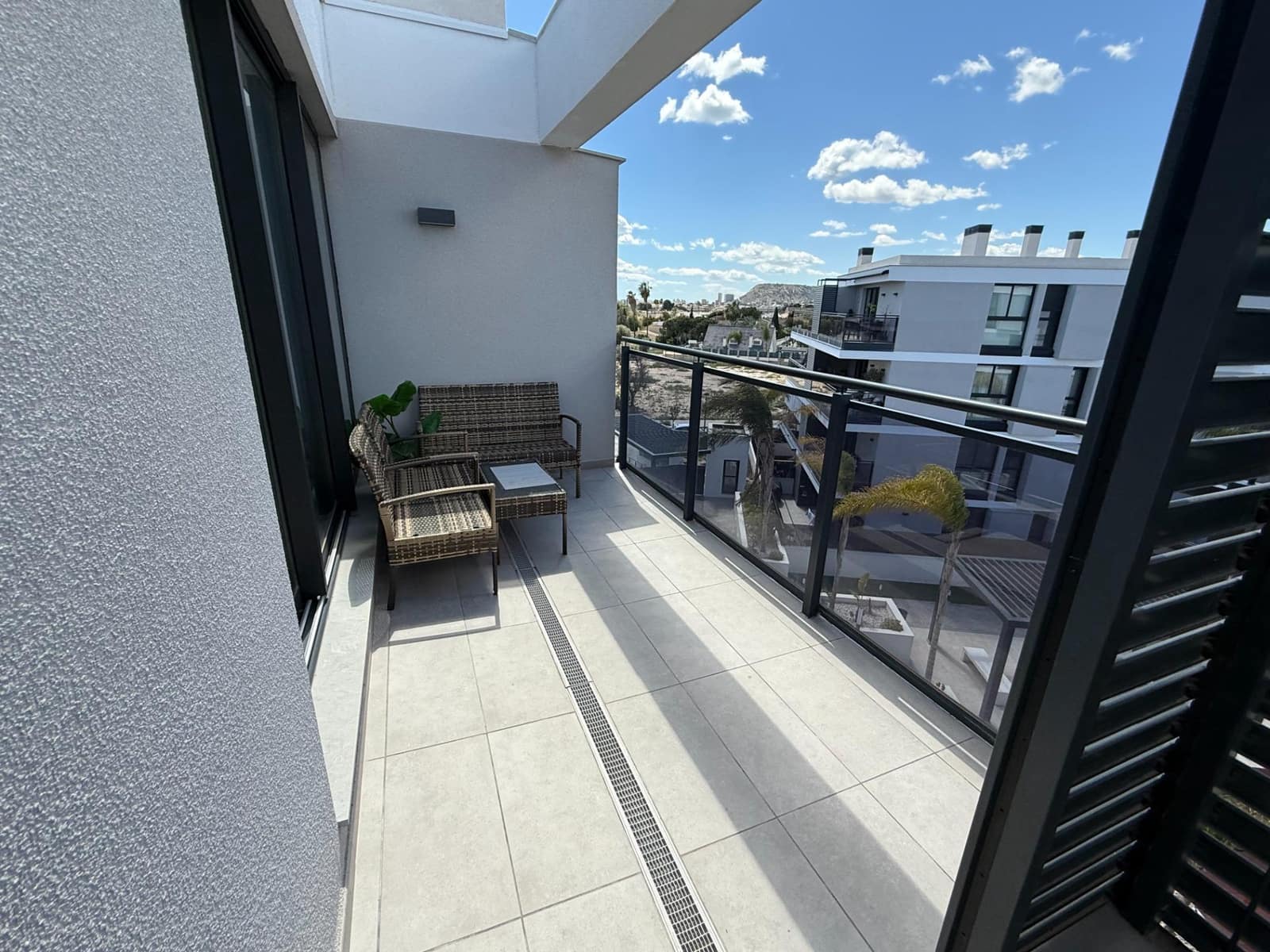 2 makuuhuone Asunto vuokrattavana paikassa San Juan de Alicante / Sant Joan d'Alacant mukana uima-altaan 
autotalli - 1 800 € (Ref: 8938653)