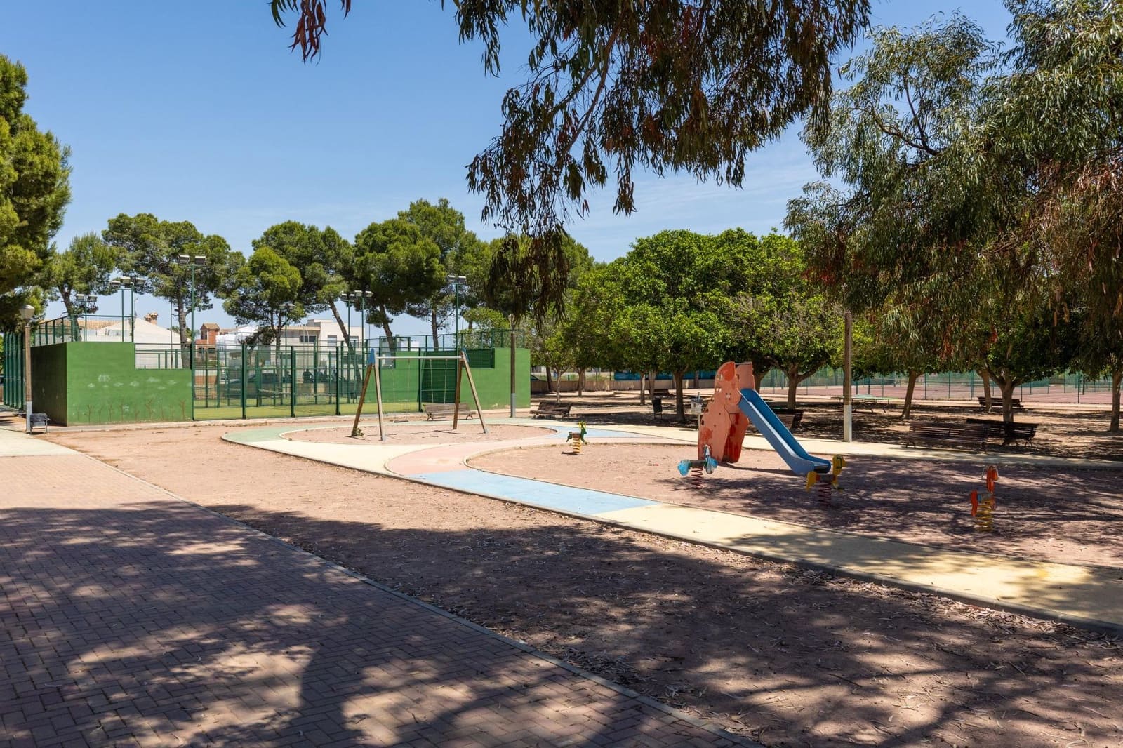 4 soveværelse Rækkehus til salg i Rafal med swimmingpool garage - € 269.000 (Ref: 9034530)