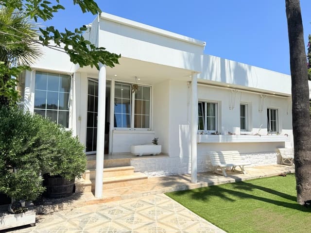 Chalet de 3 habitaciones en San Juan de Alicante / Sant Joan d'Alacant en venta con piscina garaje - 750.000 € (Ref: 9057620)