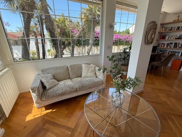 Chalet de 3 habitaciones en San Juan de Alicante / Sant Joan d'Alacant en venta con piscina garaje - 750.000 € (Ref: 9057620)