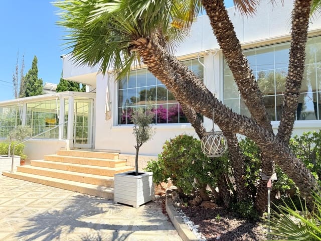 Chalet de 3 habitaciones en San Juan de Alicante / Sant Joan d'Alacant en venta con piscina garaje - 750.000 € (Ref: 9057620)