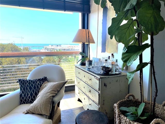 2 soveværelse Lejlighed til salg i Ensanche - Diputacion, Alicante by - € 1.100.000 (Ref: 9114182)