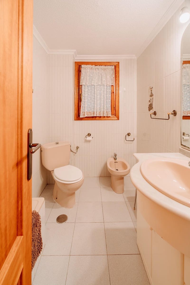 2 Zimmer Wohnung zu verkaufen in Alicante / Alacant Stadt - 170.000 € (Ref: 9181061)