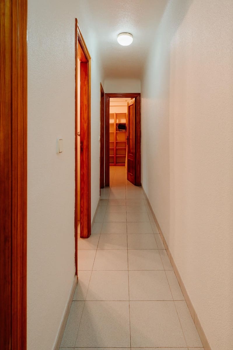 2 slaapkamer Flat te koop in Alicante stad - € 170.000 (Ref: 9181061)