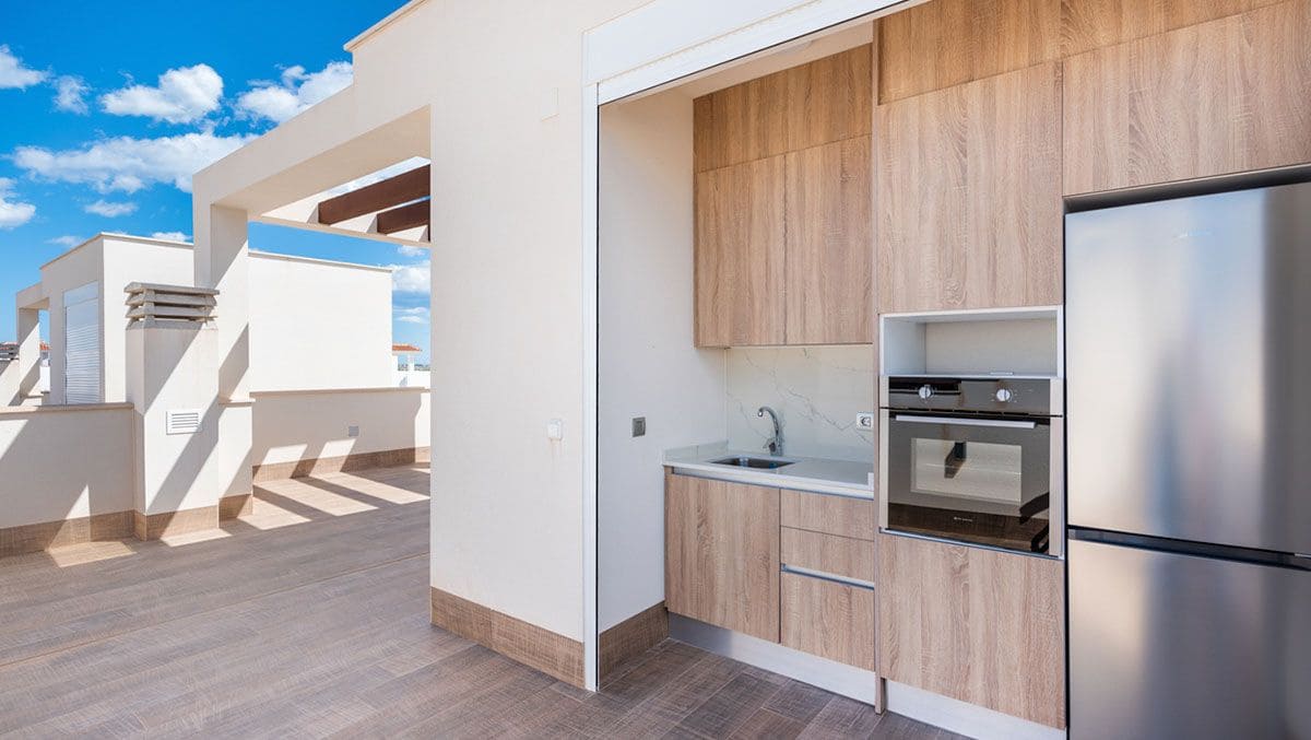 5 bedroom Villa for sale in Los Montesinos with pool - € 780,000 (Ref: 9226528)