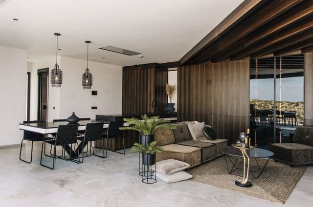 4 quarto Moradia para venda em Doña Pepa, Rojales com piscina garagem - 995 000 € (Ref: 9226564)