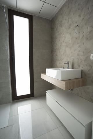 Chalet de 3 habitaciones en Polop en venta con piscina - 620.000 € (Ref: 9226593)