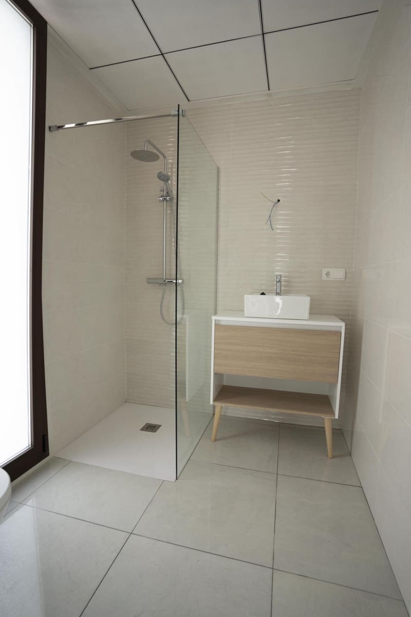 Chalet de 3 habitaciones en Polop en venta con piscina - 620.000 € (Ref: 9226593)