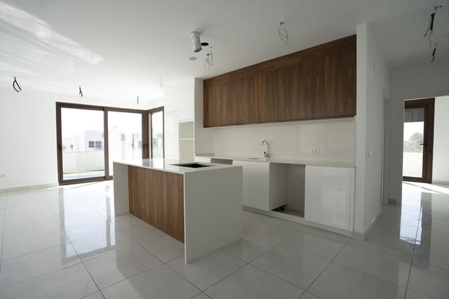 Chalet de 3 habitaciones en Polop en venta con piscina - 620.000 € (Ref: 9226593)