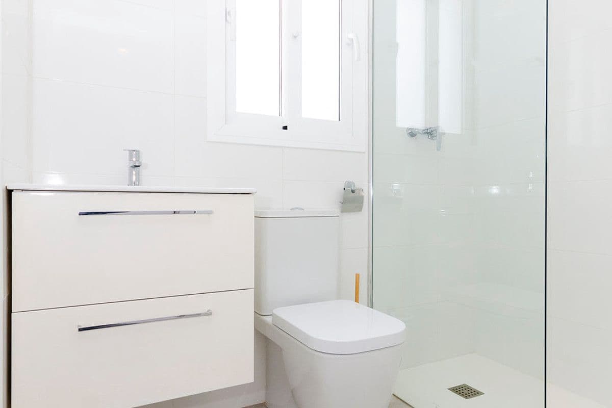 3 quarto Moradia para venda em El Limonar com piscina - 424 000 € (Ref: 9226626)