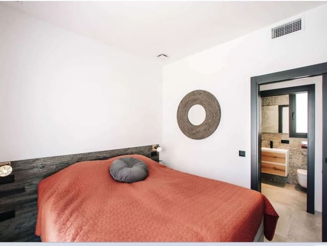 4 quarto Bungalow para venda em Ciudad Quesada, Rojales com piscina - 599 000 € (Ref: 9226633)