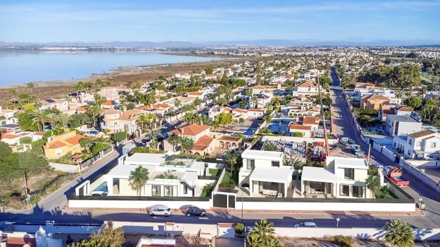 3 camera da letto Villa in vendita in Los Balcones - Los Altos, Torrevieja con piscina - 700.000 € (Rif: 9226635)