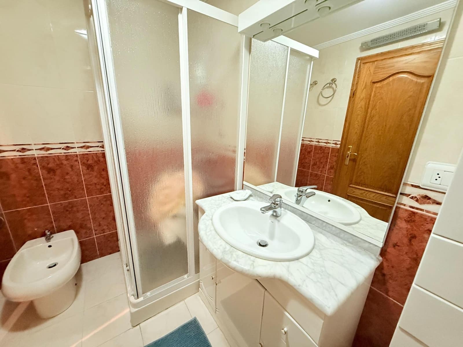 4 sovrum Lägenhet till salu i Alicante stad med garage - 437 000 € (Ref: 9257318)