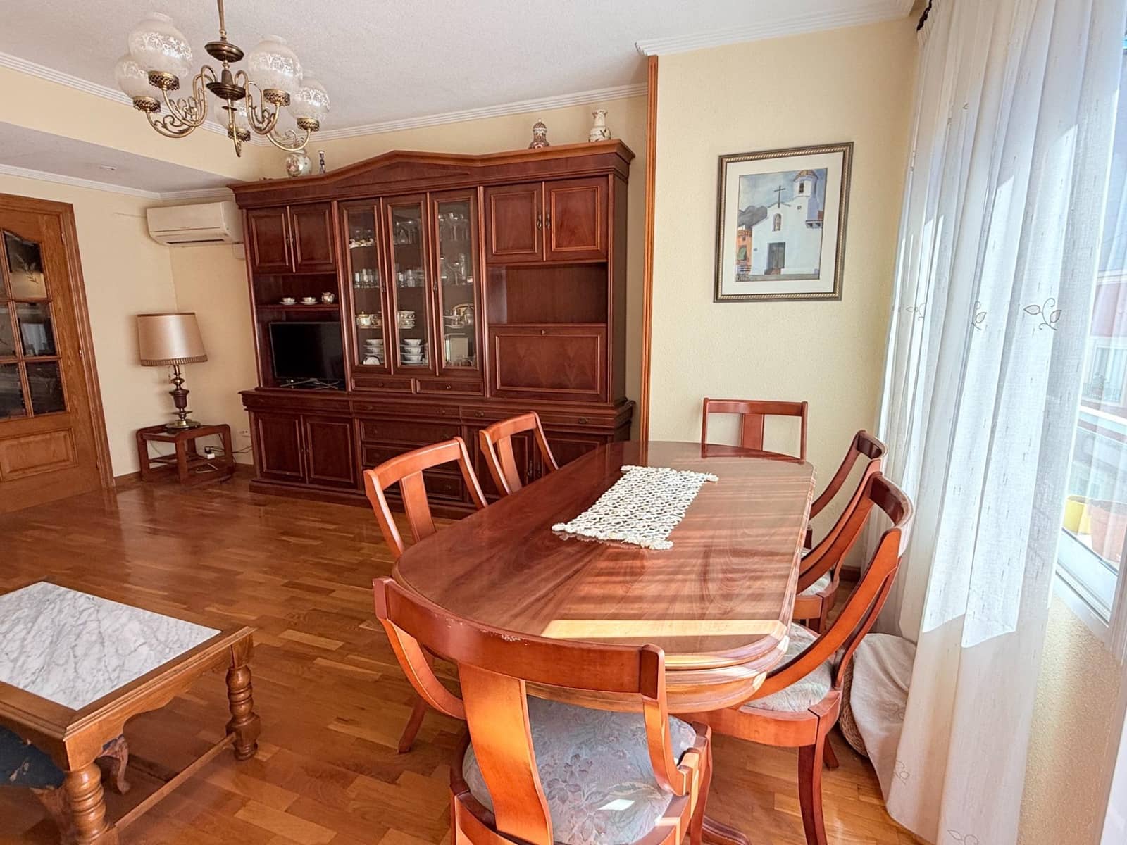 4 sovrum Lägenhet till salu i Alicante stad med garage - 437 000 € (Ref: 9257318)