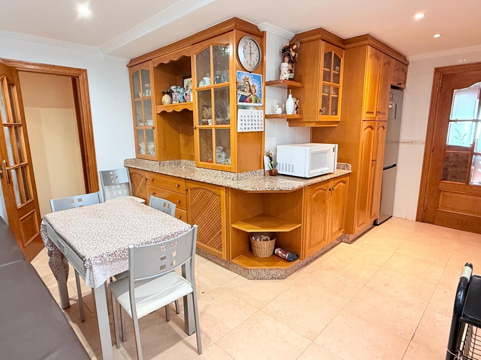 4 sovrum Lägenhet till salu i Alicante stad med garage - 437 000 € (Ref: 9257318)