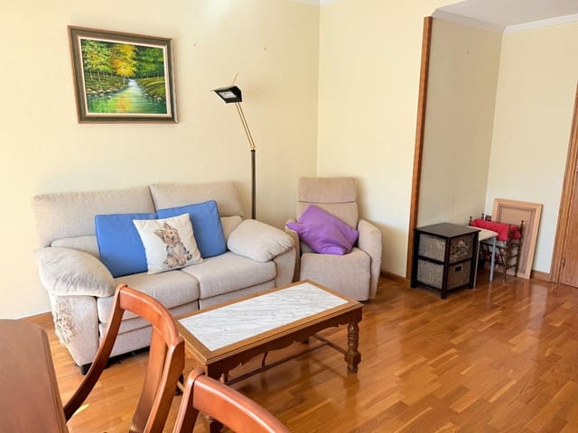 4 sovrum Lägenhet till salu i Alicante stad med garage - 437 000 € (Ref: 9257318)