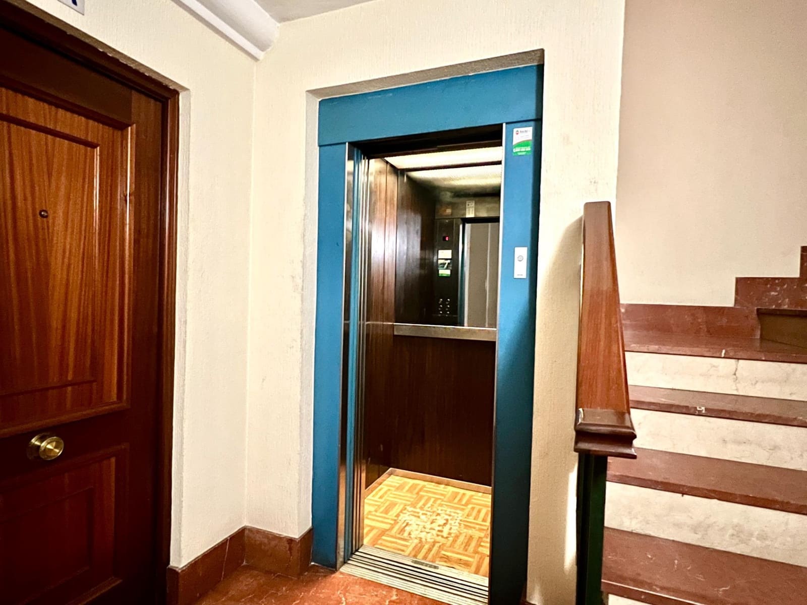 3 bedroom Flat for sale in Alicante / Alacant city - € 398,000 (Ref: 9272629)