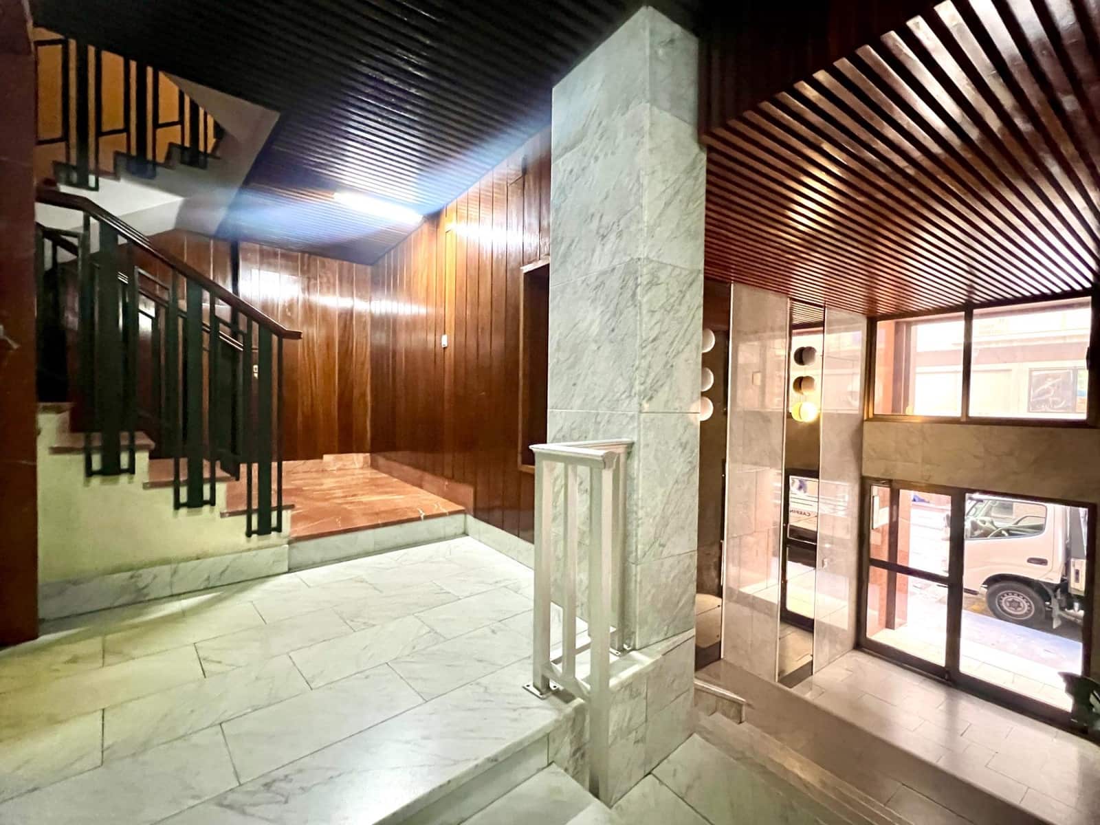 3 bedroom Flat for sale in Alicante / Alacant city - € 398,000 (Ref: 9272629)