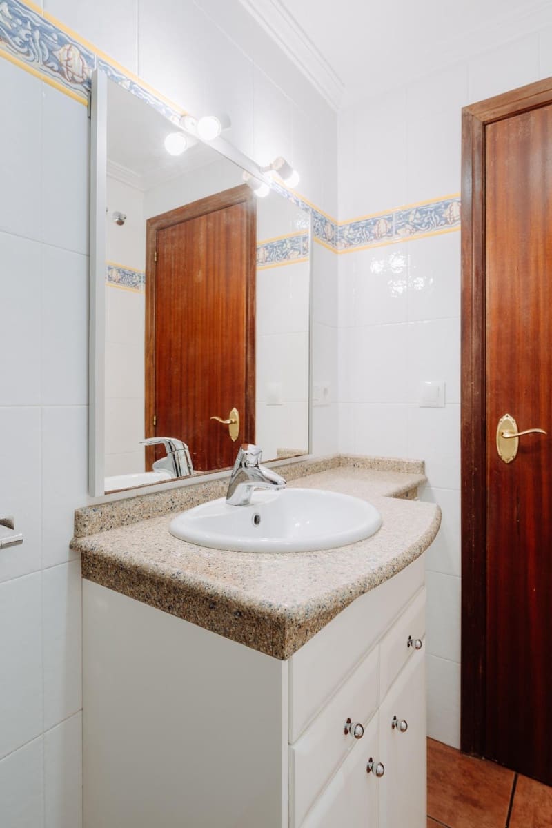 3 bedroom Flat for sale in Alicante / Alacant city - € 398,000 (Ref: 9272629)