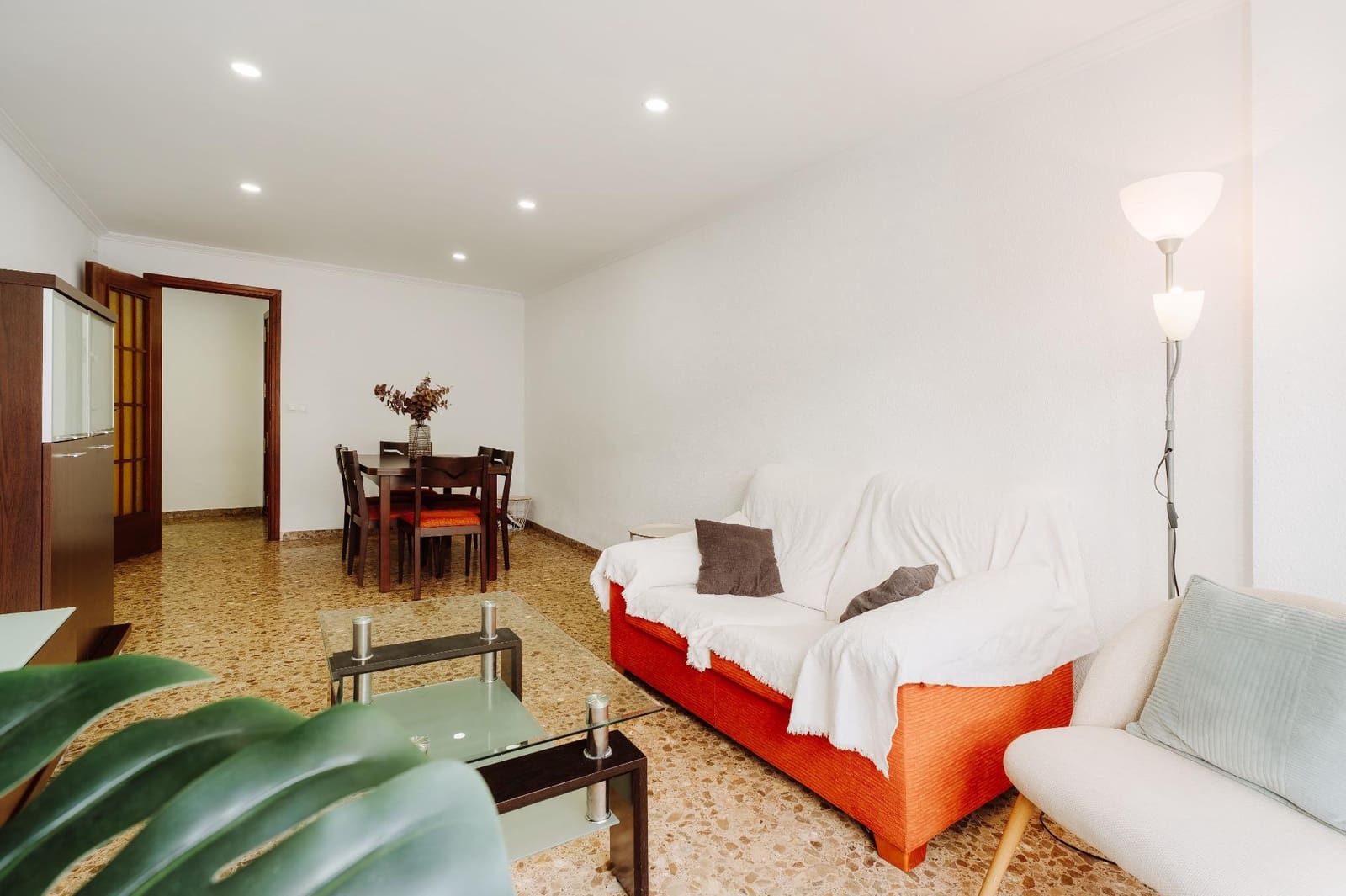 3 bedroom Flat for sale in Alicante / Alacant city - € 398,000 (Ref: 9272629)