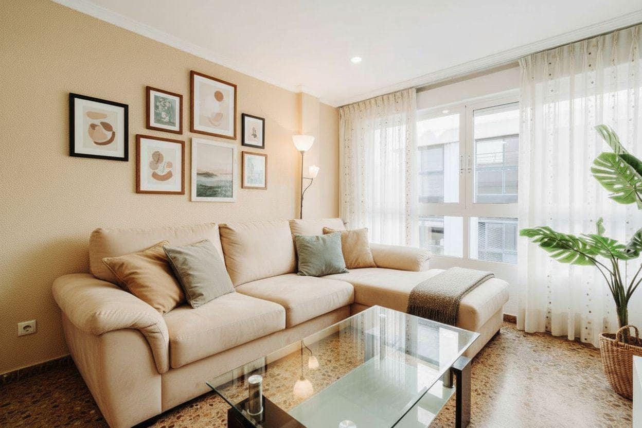 3 bedroom Flat for sale in Alicante / Alacant city - € 398,000 (Ref: 9272629)