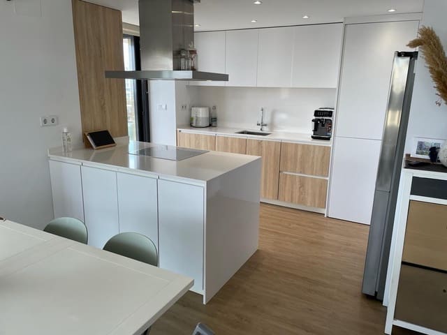 4 soverom Leilighet til salgs i Playa de San Juan, Alicante by med svømmebasseng - € 780 000 (Ref: 9276359)