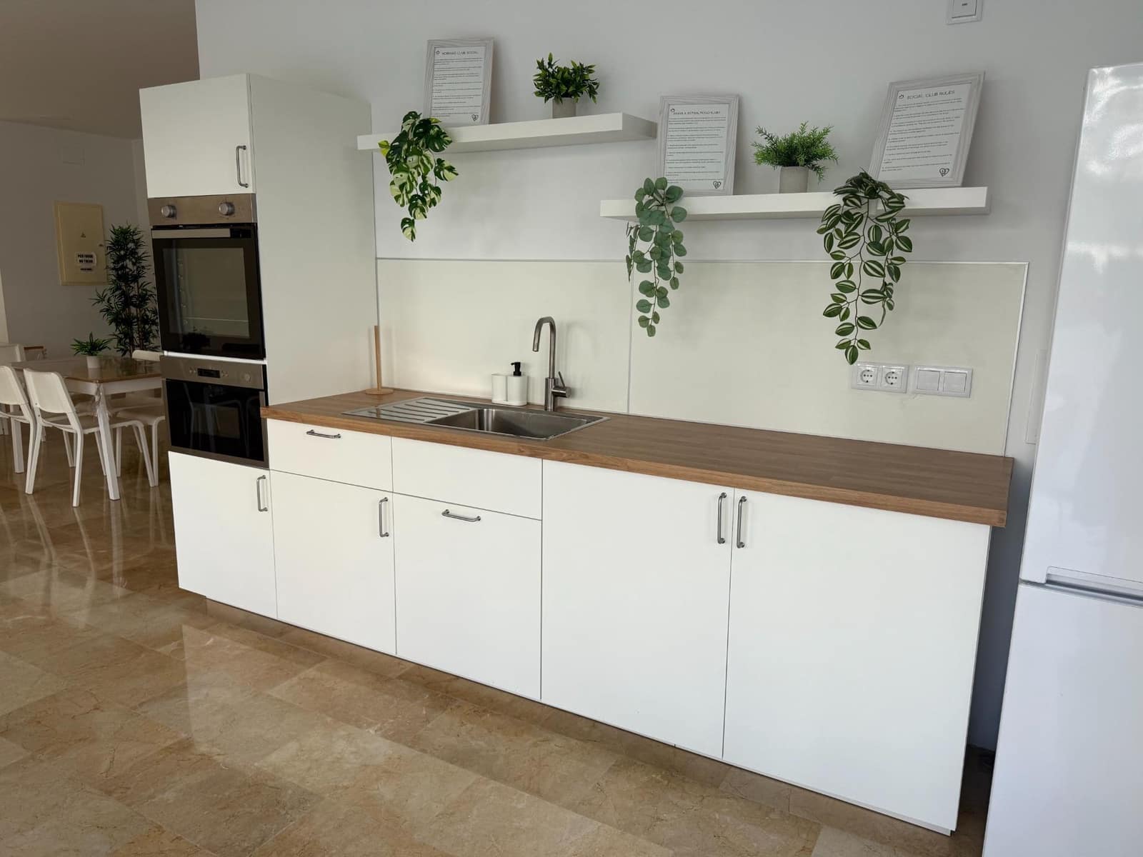 4 soveværelse Lejlighed til salg i Playa de San Juan med swimmingpool - € 780.000 (Ref: 9276359)